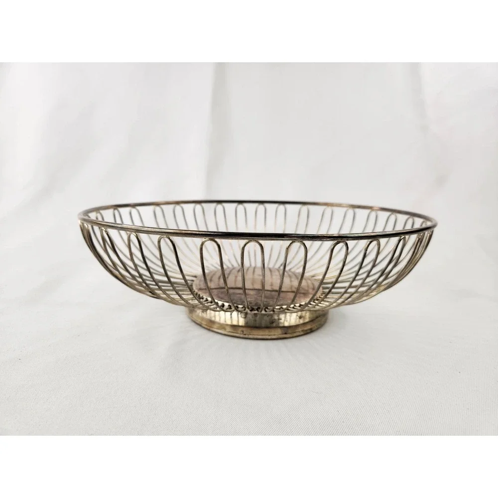 Vintage Main Aisle Collection silver-plated oval wire basket Fruit Display Decor